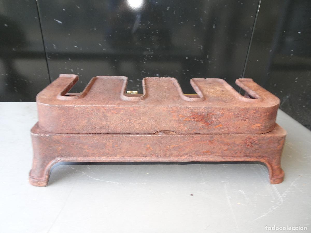 Antig&uuml;edades: Calienta planchas antiguo a gas - Foto 2