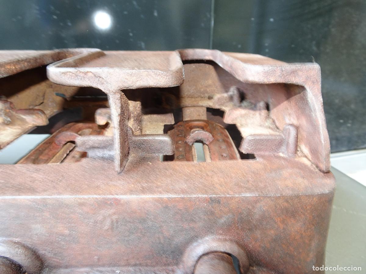 Antig&uuml;edades: Calienta planchas antiguo a gas - Foto 7