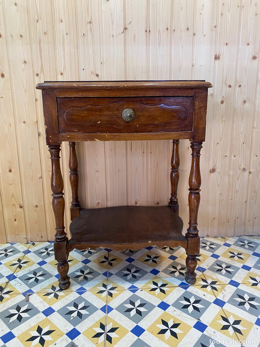 Antig&uuml;edades: ANTIGUA MESITA DE MADERA - Foto 3