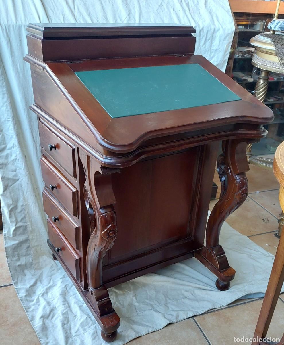 Antig&uuml;edades: Davenport.De madera estilo antiguo - Foto 1