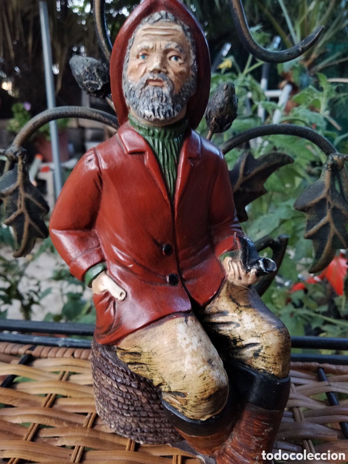 Antig&uuml;edades: Figura de hombre con pipa Marinero de Serrano Ortigas Mirete Lladr&oacute; ?
