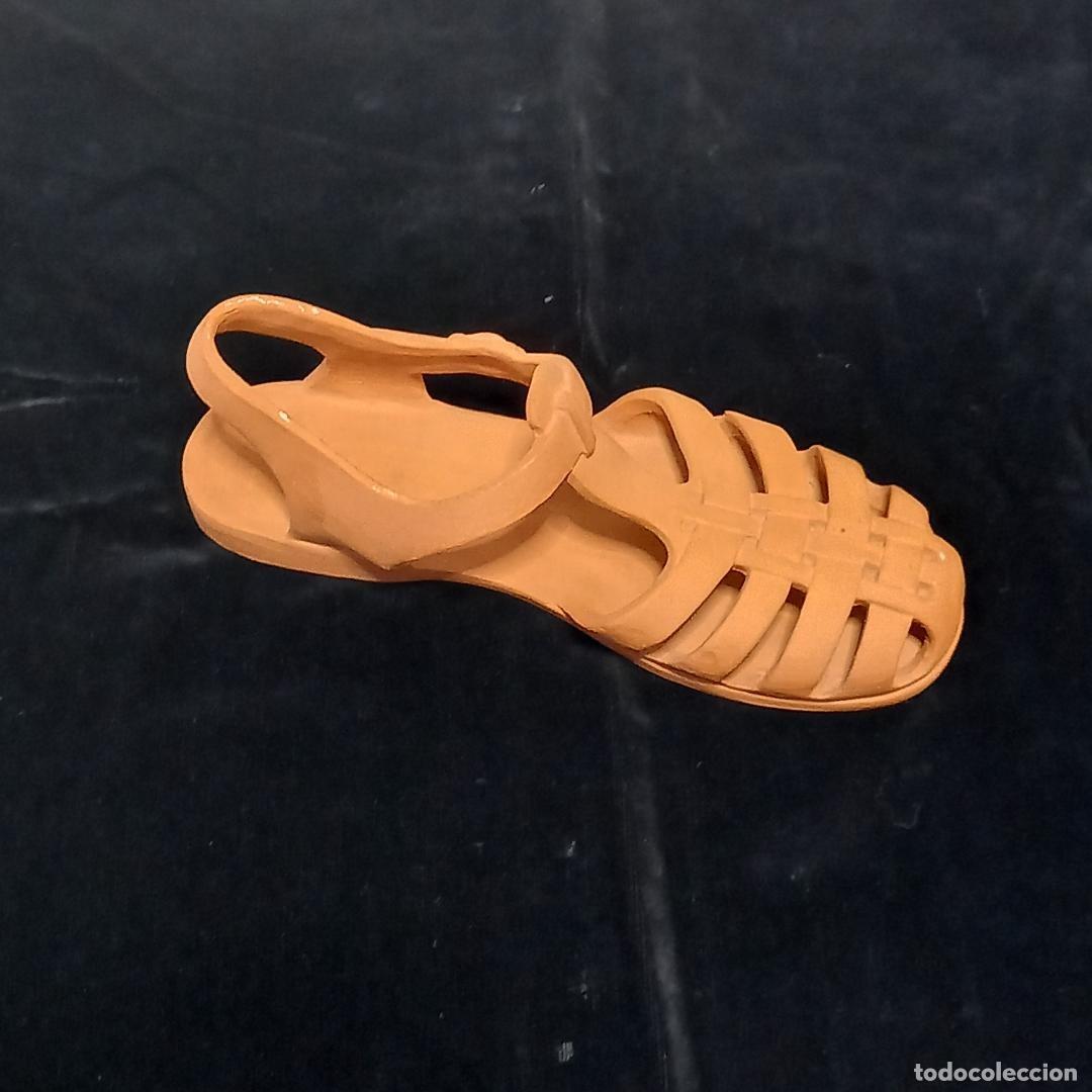 Antig&uuml;edades: Zapatilla Ibizenca de cer&aacute;mica - Foto 10