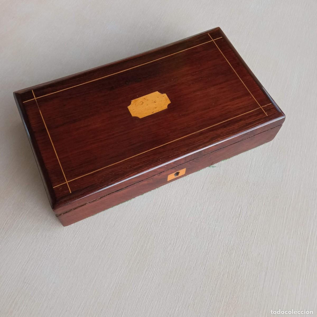Antig&uuml;edades: Caja de madera de palosanto - Foto 2