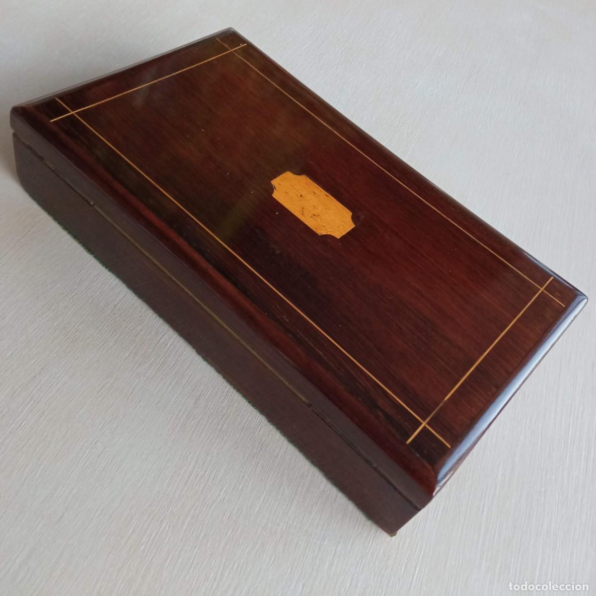 Antig&uuml;edades: Caja de madera de palosanto - Foto 5