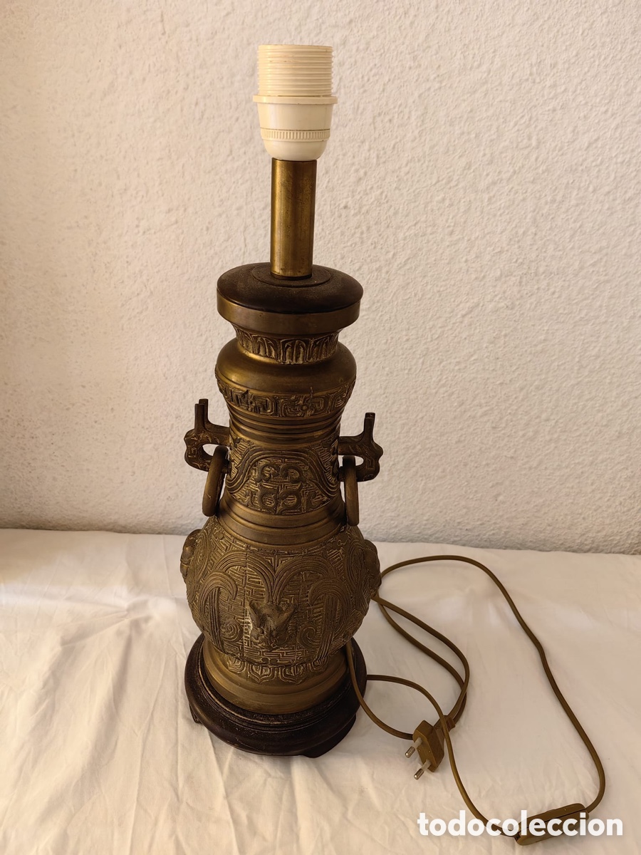 Antig&uuml;edades: L&aacute;mpara china de bronce - Foto 1