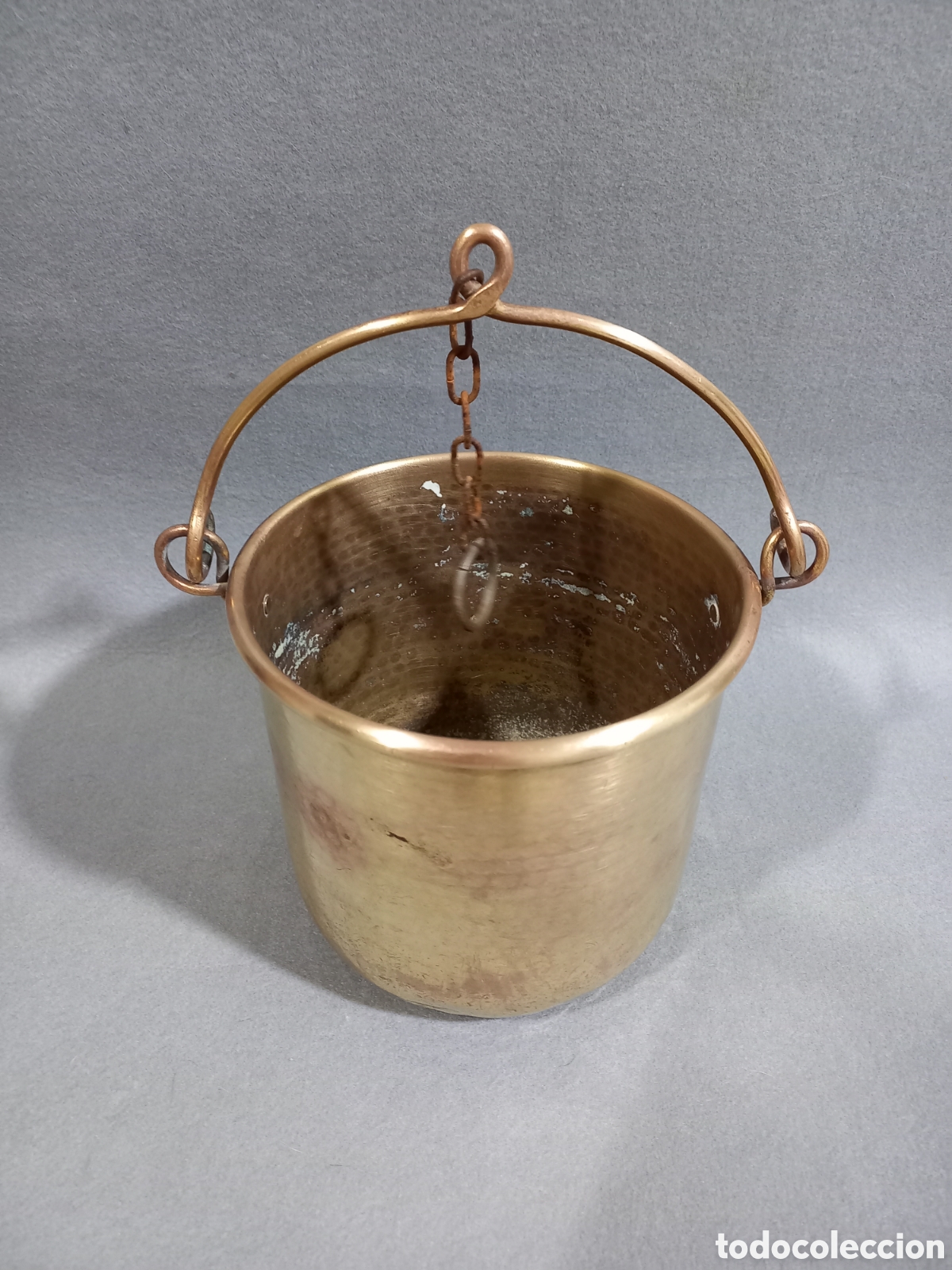 Antig&uuml;edades: Olla de bronce - Foto 5