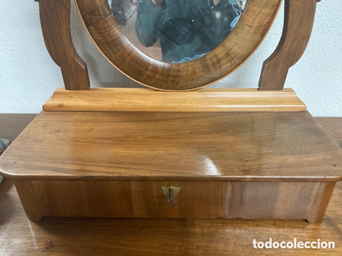 Antig&uuml;edades: Tocador antiguo nogal - Foto 4