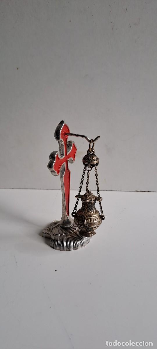 Antig&uuml;edades: Cruz de Santiago con botafumeiro y base de concha - Foto 2