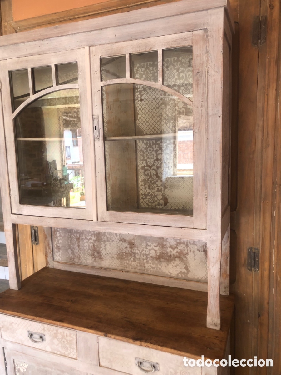 Antig&uuml;edades: ALACENA ANTIGUA RESTAURADA Y DECORADA A MANO. - Foto 4