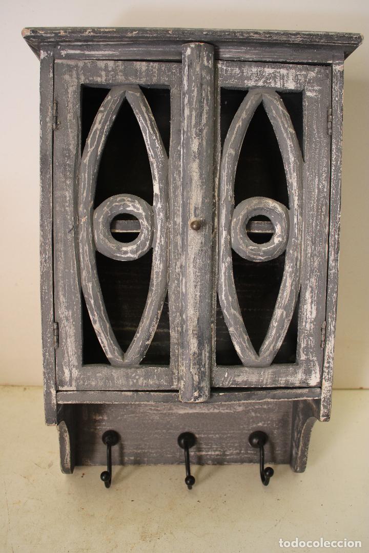 Antig&uuml;edades: armario repisa de pared - Foto 1