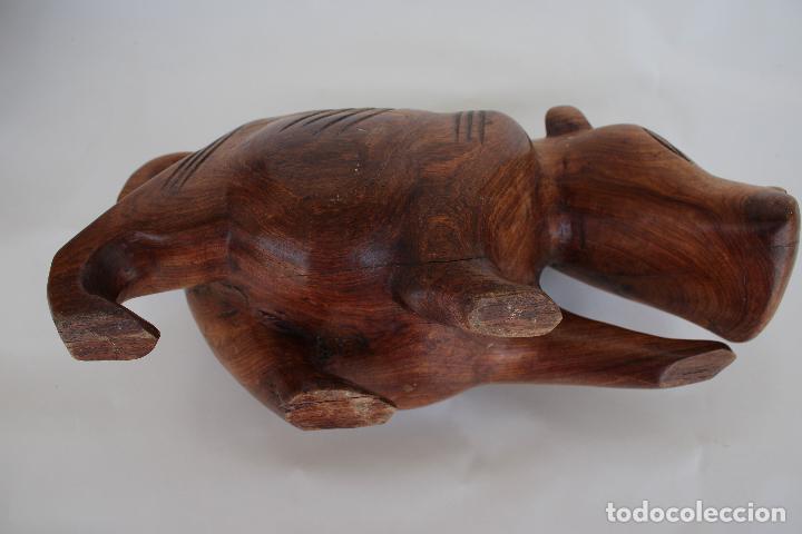 Antig&uuml;edades: figura hipopotamo de madera - Foto 4