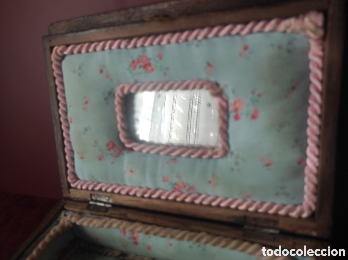 Antig&uuml;edades: Caja tallada madera antigua - Foto 10