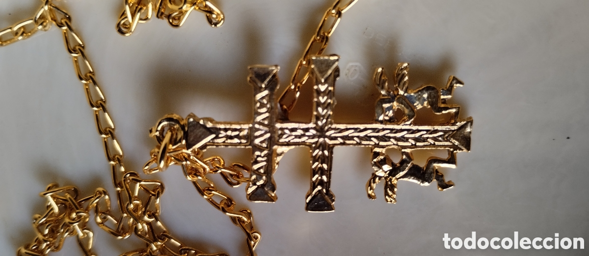 Antig&uuml;edades: CRUZ DE CARAVACA DORADA CON CADENA - Foto 3