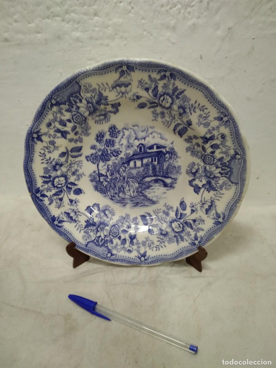 Antig&uuml;edades: Antiguo Plato de Porcelana - Foto 1