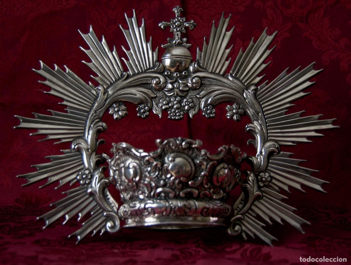 Antig&uuml;edades: Corona de plata con canasto de estilo rocalla. - Foto 5