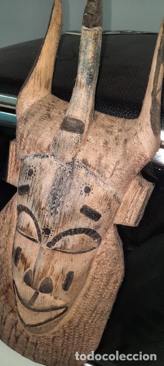 Antig&uuml;edades: MASCARA DE MADERA,54 x 23 CMS. - Foto 3