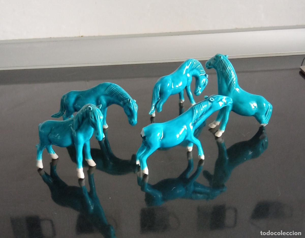 Antig&uuml;edades: Caballitos turquesa porcelana - Foto 1