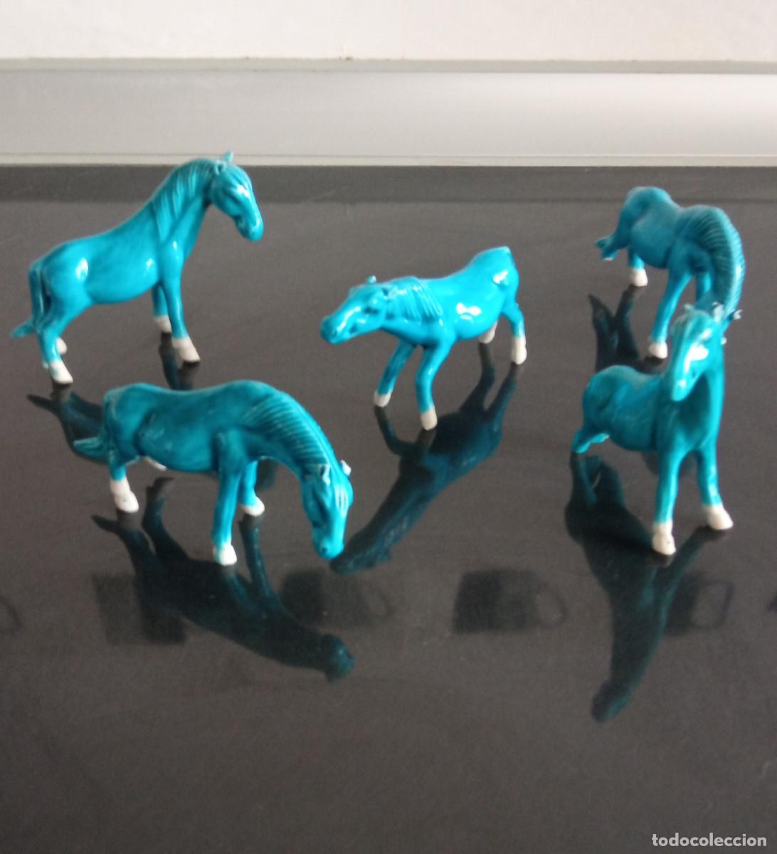 Antig&uuml;edades: Caballitos turquesa porcelana - Foto 7