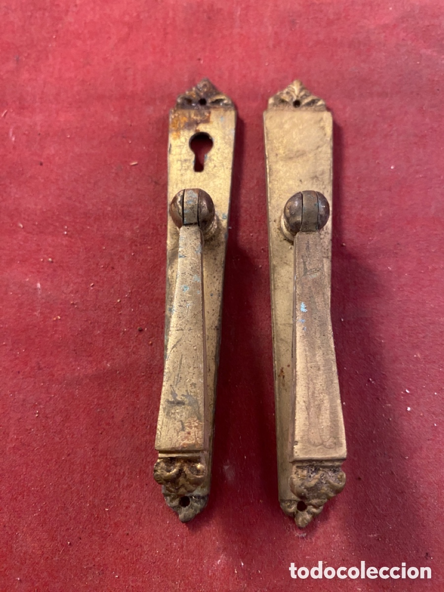 Antiguidades: 2 llamadores puerta