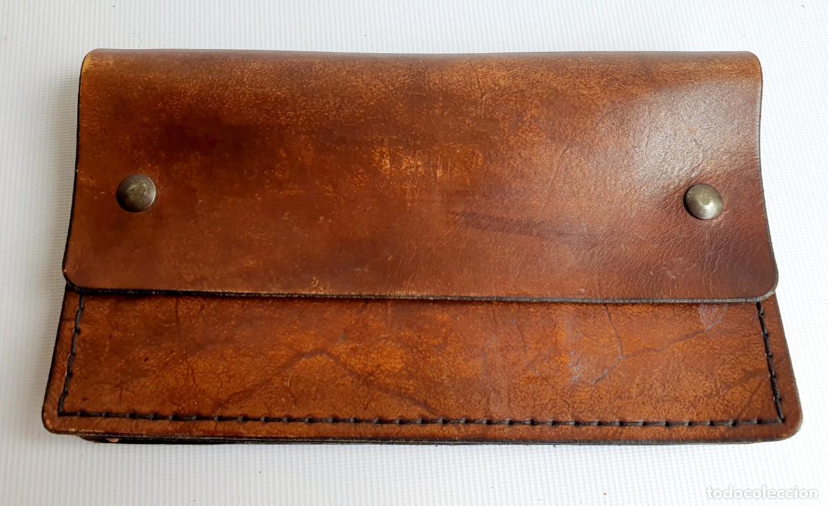 Antig&uuml;edades: CARTERA DE CUERO HECHA A MANO - Foto 1