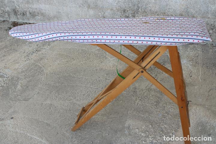 Antig&uuml;edades: tabla de planchar antigua de madera - Foto 4