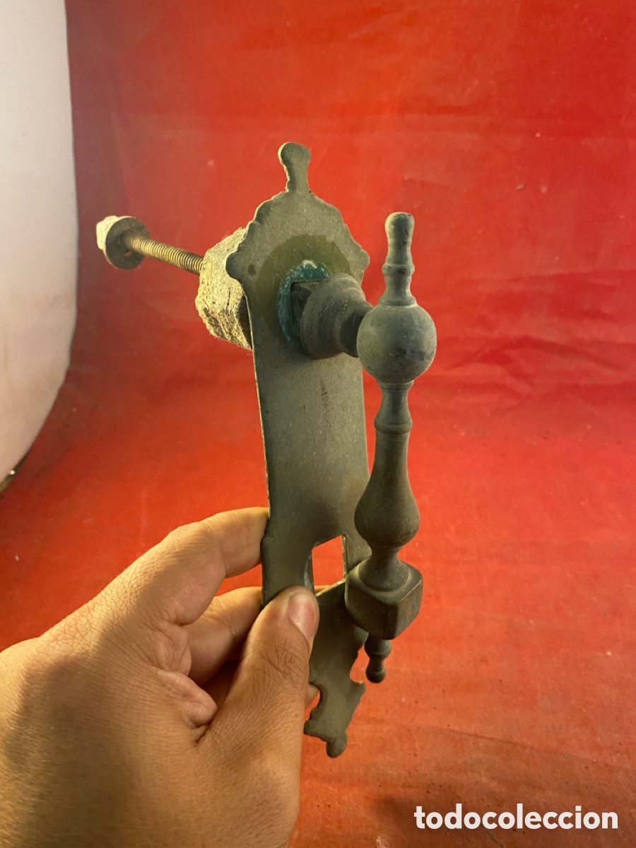 Antig&uuml;edades: Antiguo llamador bronce - Foto 2