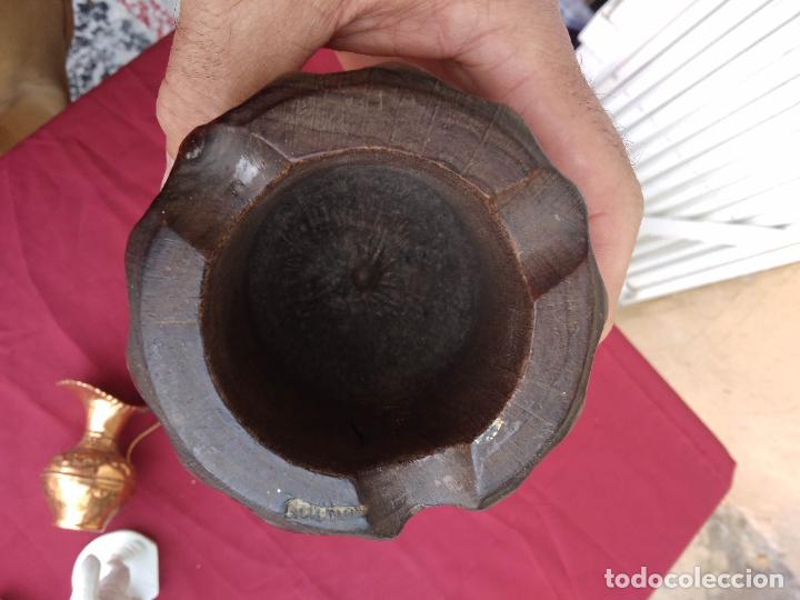 Antig&uuml;edades: Mortero de madera viejo. Vitrina 7 - Foto 3