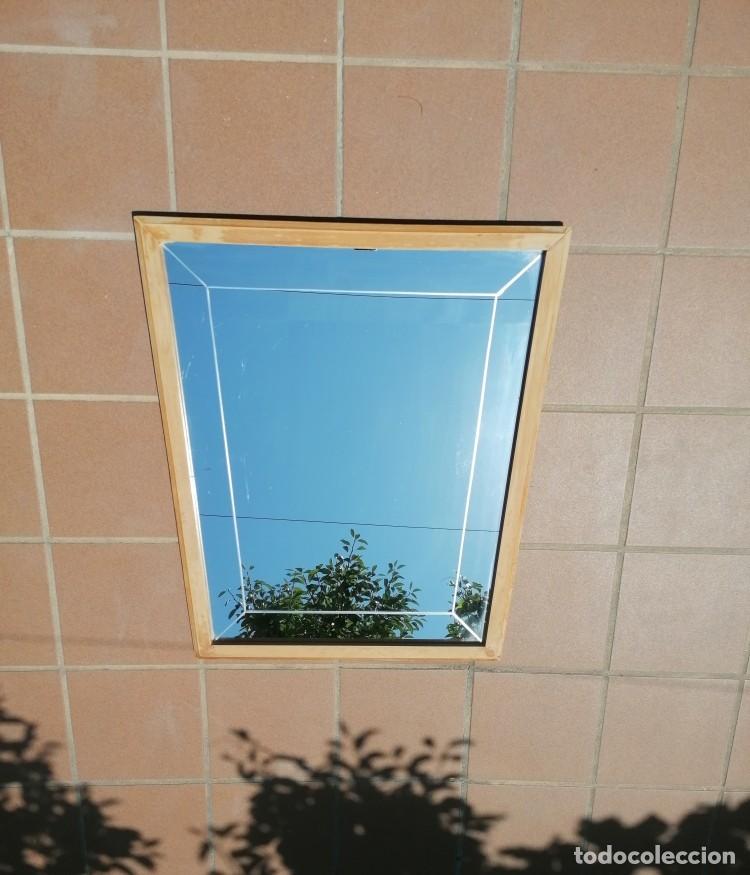 Antig&uuml;edades: Espejo de pared con marco de madera natural - Foto 2