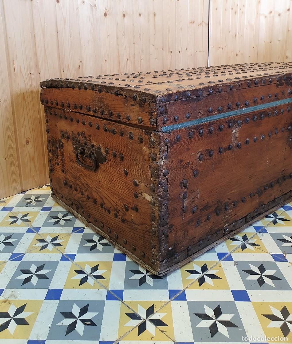 Antig&uuml;edades: ANTIGUO BAUL CON HERRAJES DE FORJA - Foto 6
