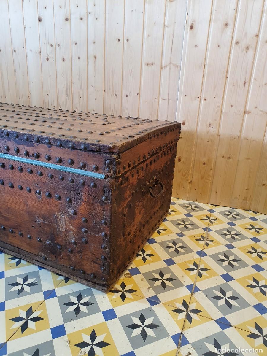 Antig&uuml;edades: ANTIGUO BAUL CON HERRAJES DE FORJA - Foto 7