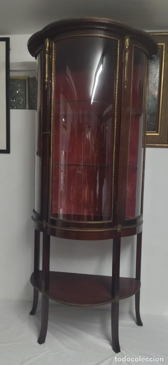 Antig&uuml;edades: Vitrina caoba - Foto 1