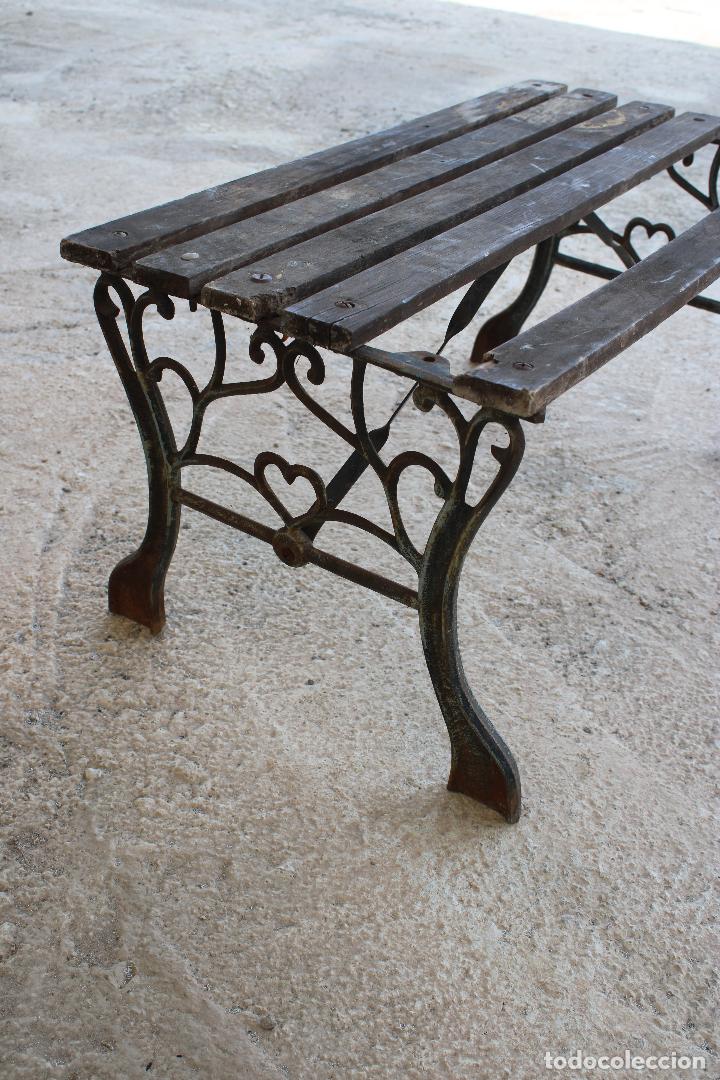 Antig&uuml;edades: mesa de hierro fundido - Foto 1