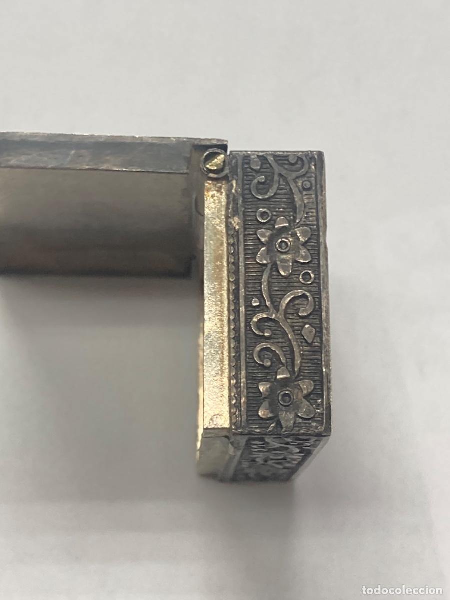 Antig&uuml;edades: Cajita de plata con estampaci&oacute;n /K01 - Foto 3