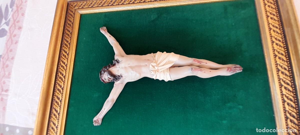 Antig&uuml;edades: CRISTO CRUCIFICADO EN CUADRO - Foto 12