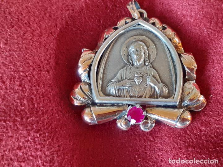 Antig&uuml;edades: Medalla Sagrado Corazon - Foto 2