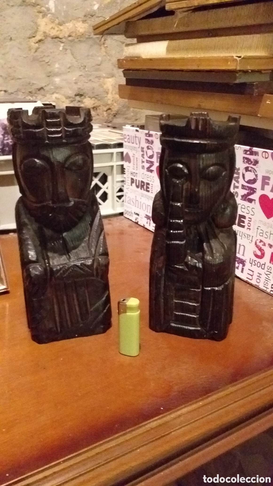 Antiguidades: Sujeta libros Madera tallada Pareja reyes cat&oacute;licos