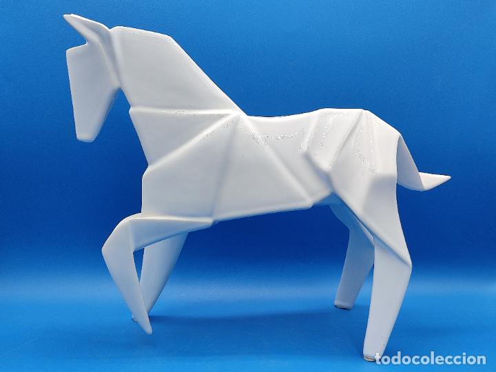 caballo de ceramica vp ourense imitando papirof - Acquista Altre