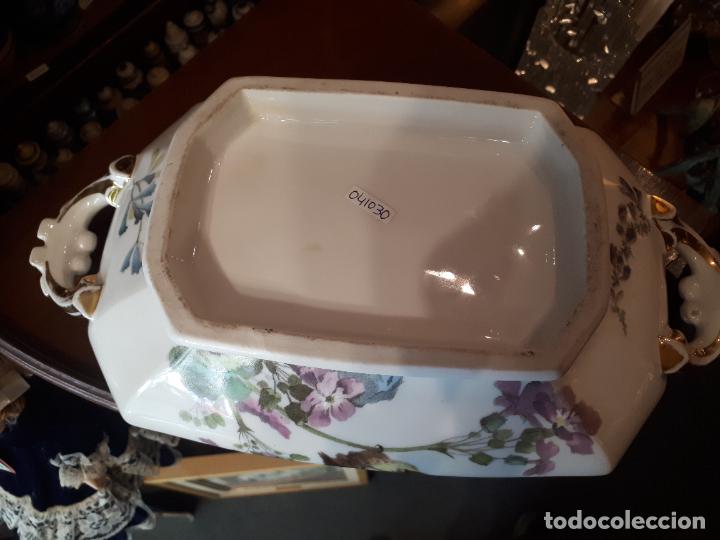 Antig&uuml;edades: Sopera de porcelana, siglo XIX. - Foto 7