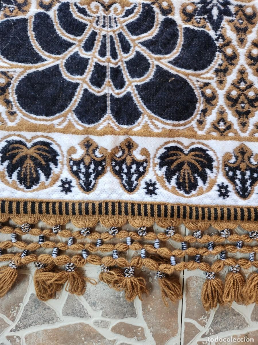 Antig&uuml;edades: Colcha de lana lorquina, llamadas del tinte, reversible - Foto 7
