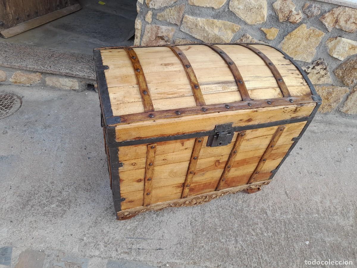 Antig&uuml;edades: Baul arca de madera y chapa restaurado estilo cofre - Foto 5