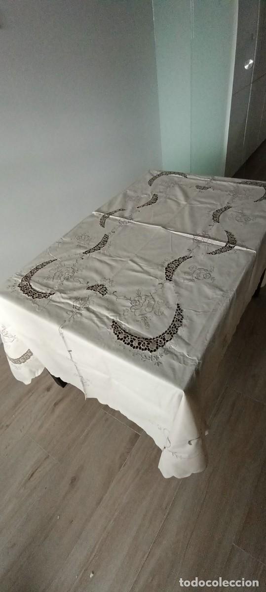 Antig&uuml;edades: Manteler&iacute;a bordada 100% algod&oacute;n - 8 servilletas - - Foto 9