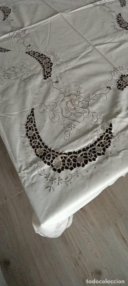 Antig&uuml;edades: Manteler&iacute;a bordada 100% algod&oacute;n - 8 servilletas -