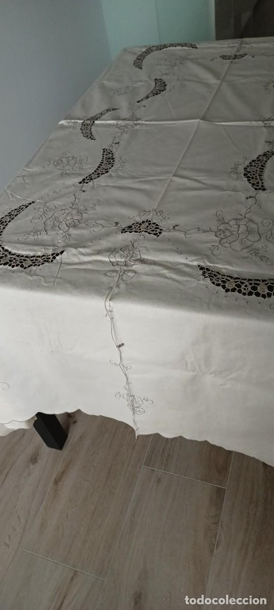 Antig&uuml;edades: Manteler&iacute;a bordada 100% algod&oacute;n - 8 servilletas - - Foto 2