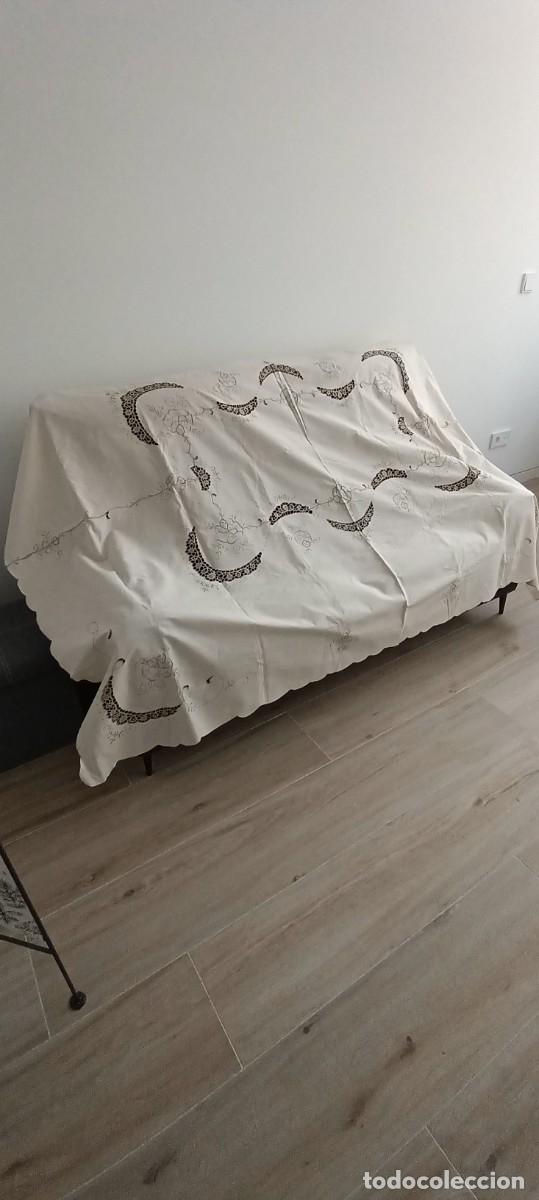 Antig&uuml;edades: Manteler&iacute;a bordada 100% algod&oacute;n - 8 servilletas - - Foto 4