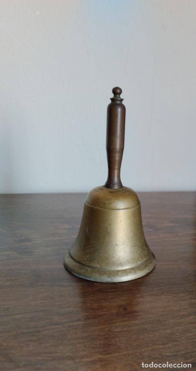 Antig&uuml;edades: Antigua campana de mesa de llamada al servicio - Foto 4