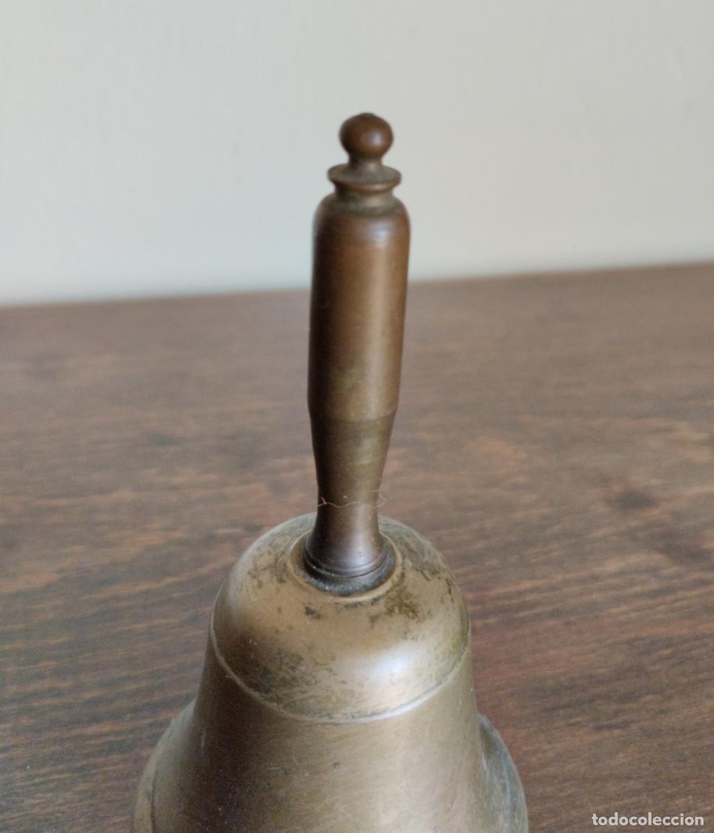 Antig&uuml;edades: Antigua campana de mesa de llamada al servicio - Foto 5