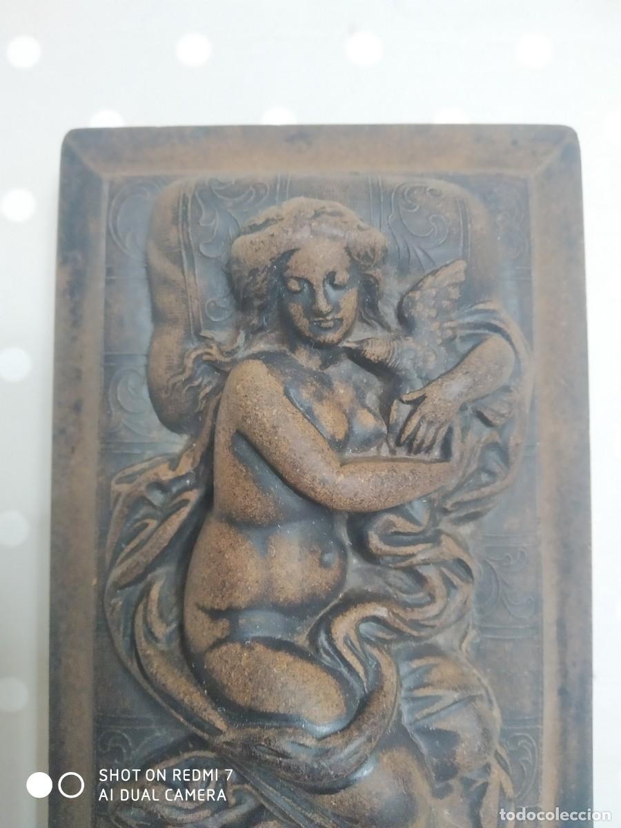Antig&uuml;edades: Pisapapeles de ebonita. &iquest;S. XIX? - Foto 4