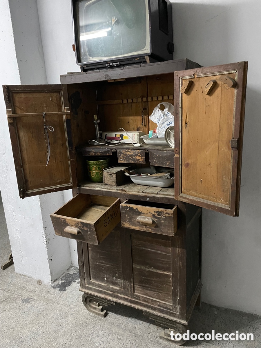Antig&uuml;edades: Armario vintage carpintero - Foto 1