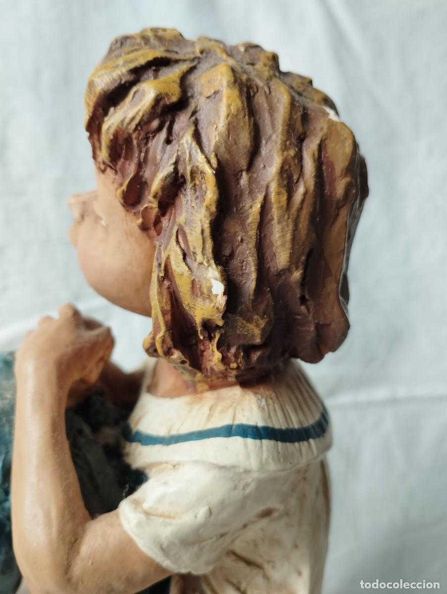 Antig&uuml;edades: Figura de ni&ntilde;a sentada - Foto 12