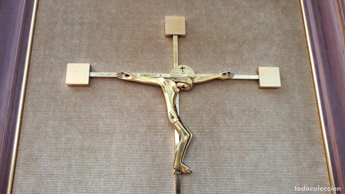 Antig&uuml;edades: Cuadro con Cruz Jesucristo de Dali - Foto 3